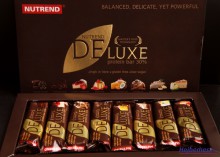 Nutrend Deluxe protein bar 8x60 g - dárkové balení